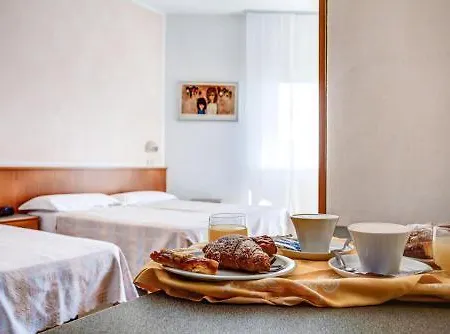 호텔 San Giorgio 3*